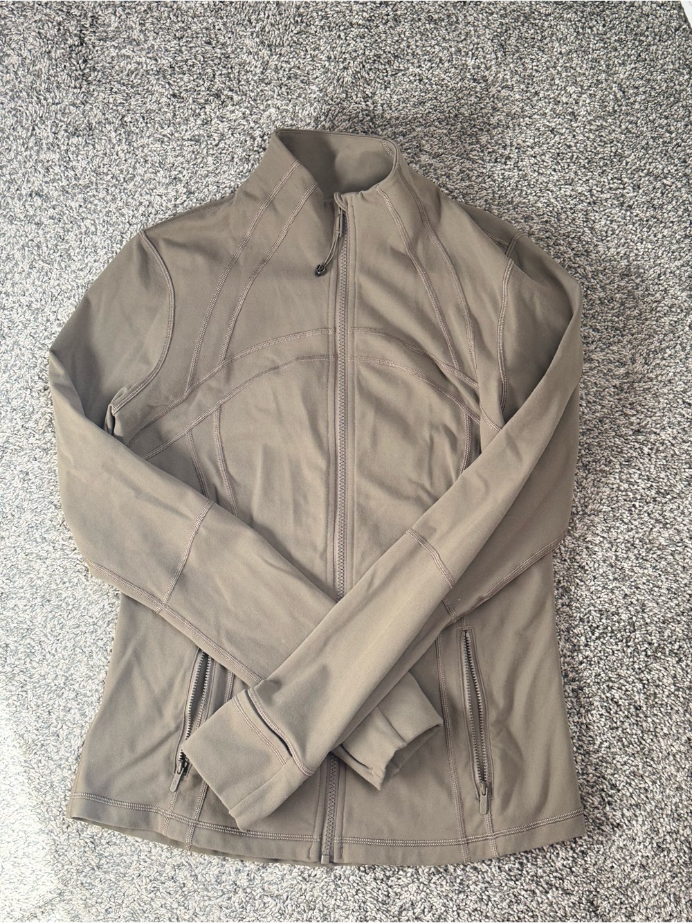 lululemon athletica Zip-Up Jacket in Taupe Gray